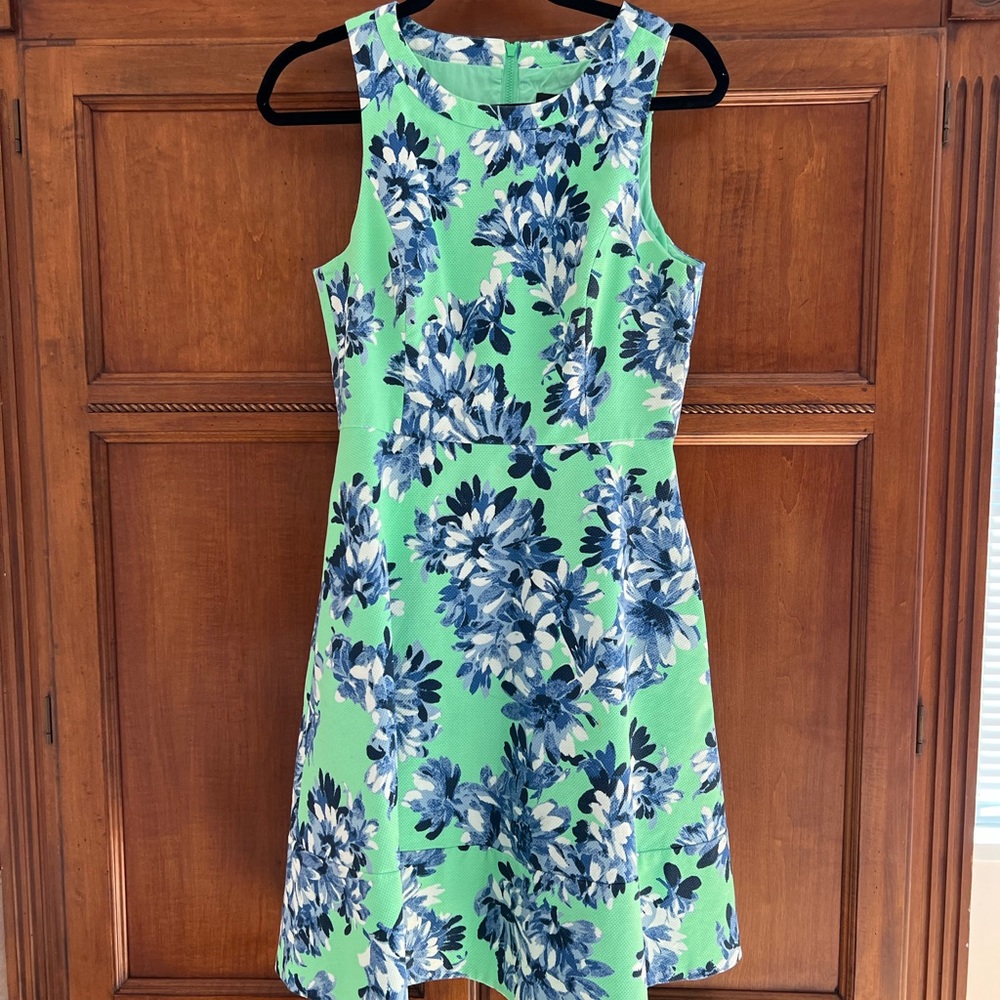 Lovely spring jcrew dress with floral pattern
